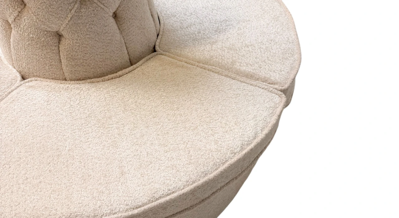 Hollywood Regency Round Banquet Settee Tufted Lobby Sofa in Bouclé, 1980s